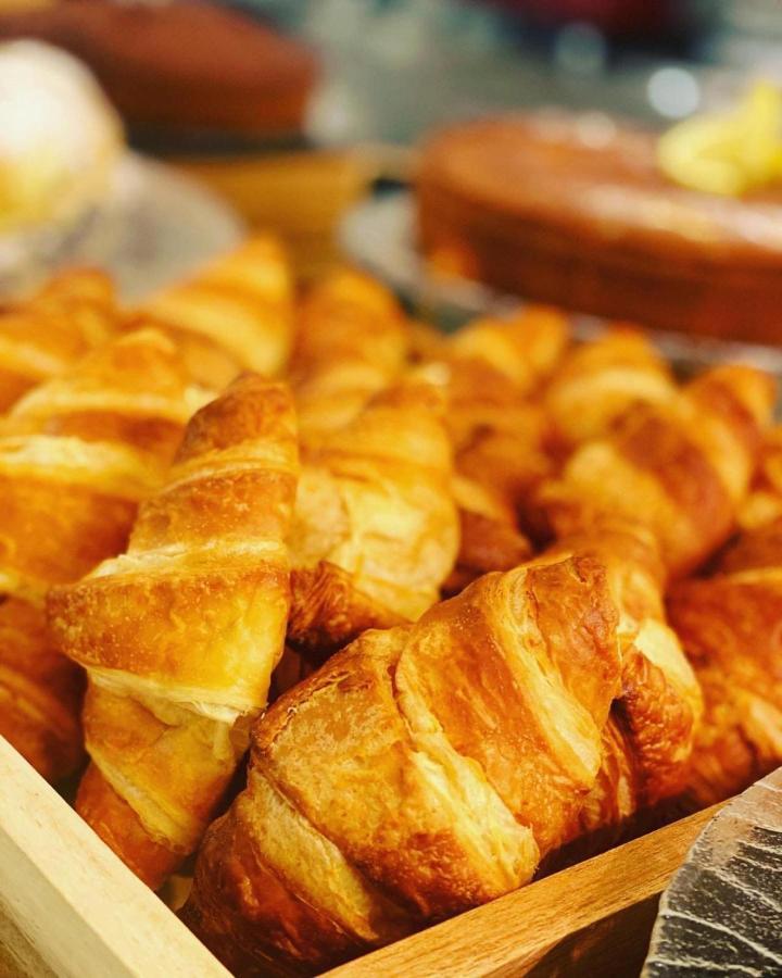 Hotel Apogeo - Breakfast Experience Rimini Extérieur photo